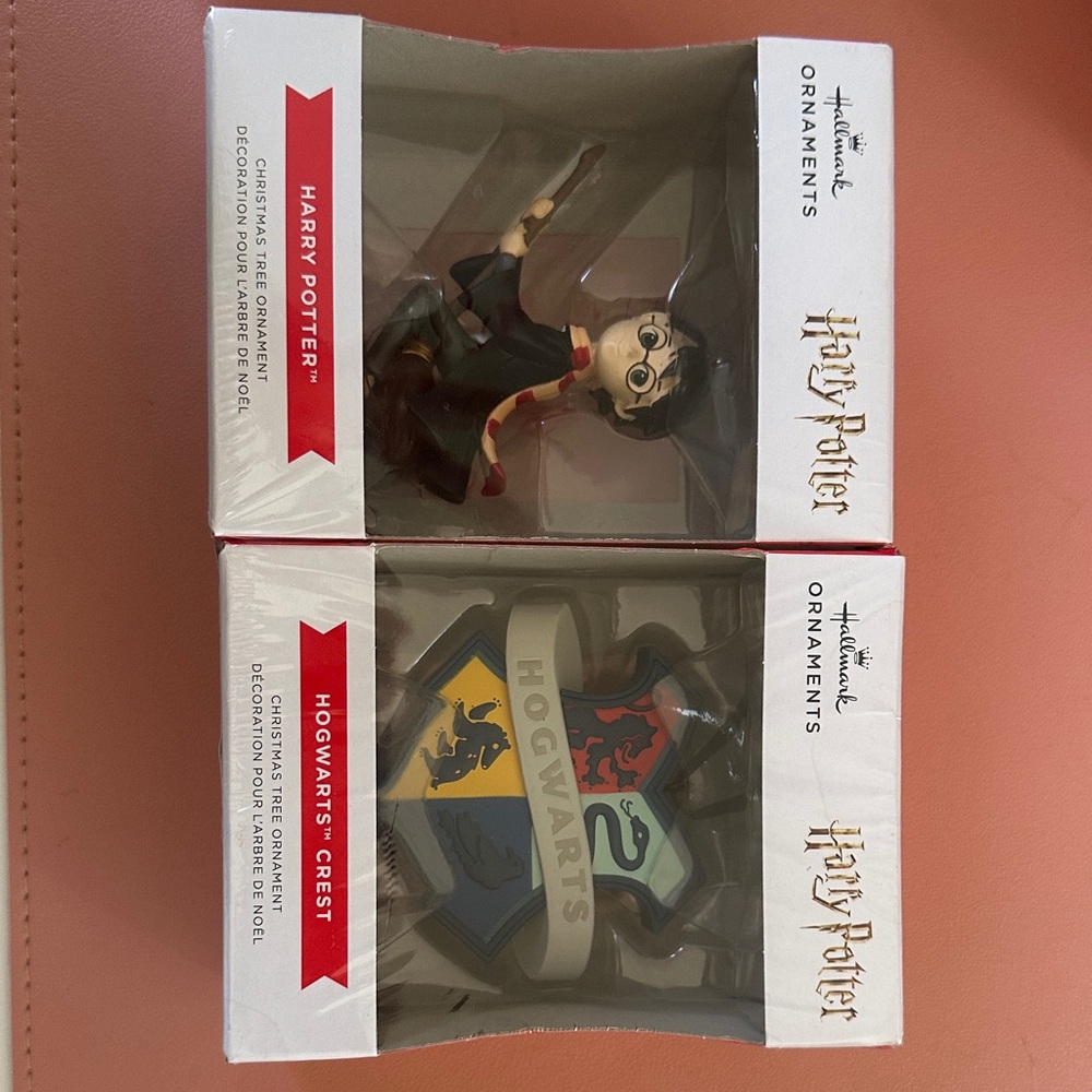 Hallmark Harry Potter Hogwarts Crest Ornament - Red, Green, Yellow, Blue, Cream